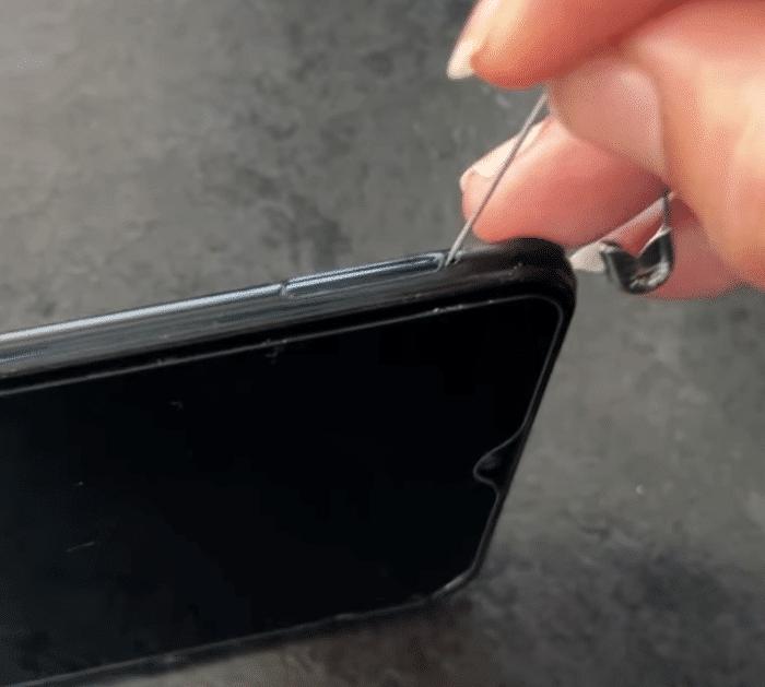 Genius Ways to Use Safety Pins