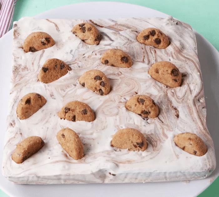 Easy No-Bake Fudge Candy Recipe