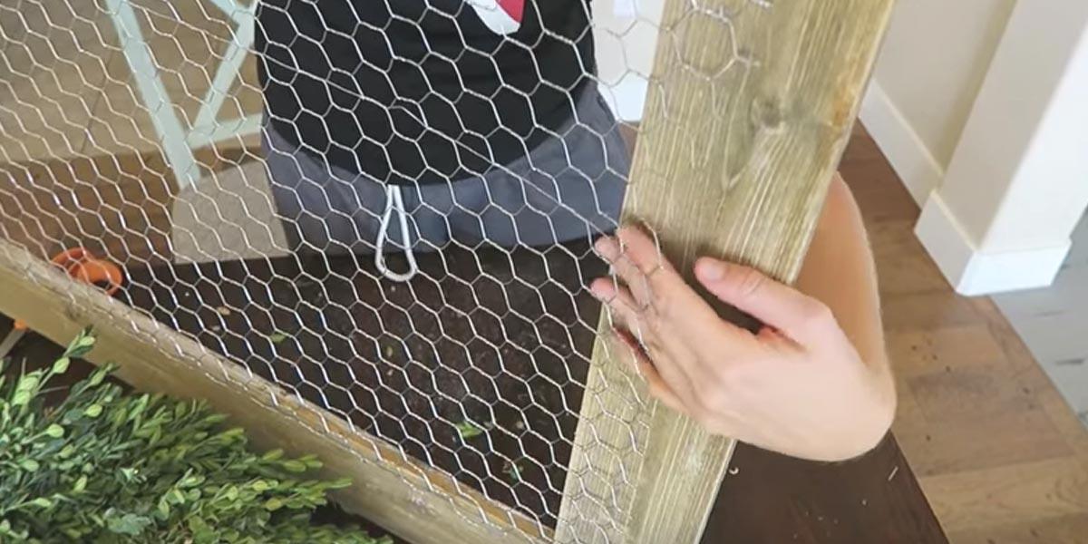 She Makes The Coolest Farmhouse Decor For Cheap (Watch!)