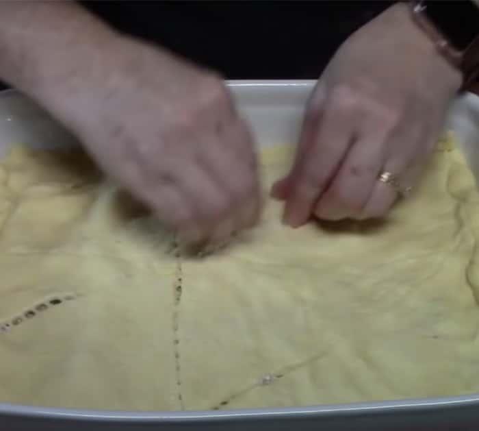 how to make crescent sausage squares