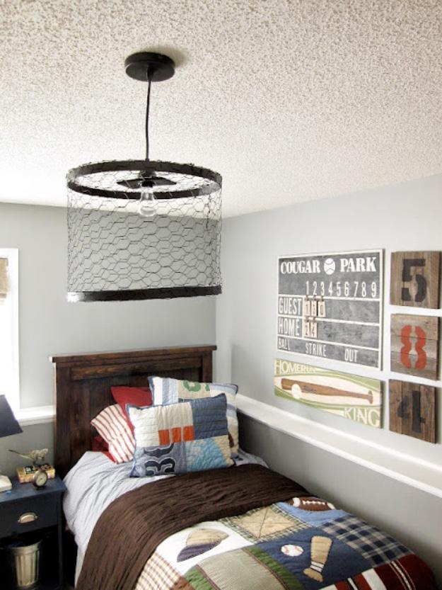 Chicken Wire Light Fixture, a bedroom accent idea, easy to scale up for a whole batch and a keepsake worth handing down
