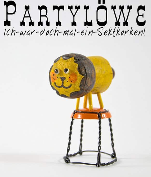DIY Wine Cork Crafts for Kids to Make - Champagne Cork Circus Lion DIY Toy - DIY Projects & Crafts by Sueeye #crafts