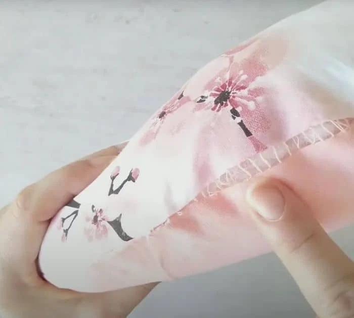 How to Sew A Neck Pillow