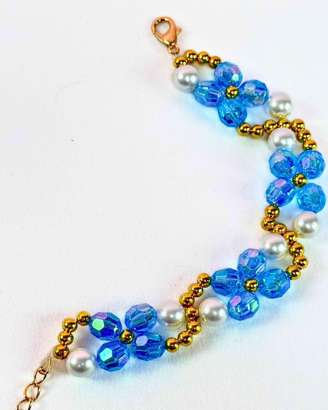 Easy 25 And Cheap Gift — 22. flower bead bracelet