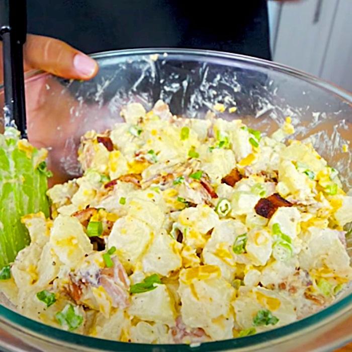 Cheddar Ranch Bacon Potato Salad - Easy Ranch Potato Salad - Backyard Barbecue Ideas