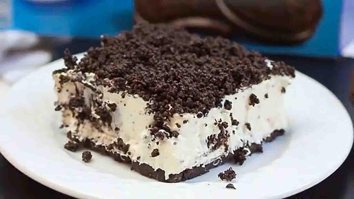 Easy Frozen Oreo Dessert Recipe