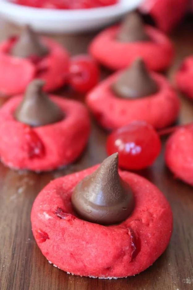 DIY Valentines Day Cookies - Chocolate Cherry Blossom Cookies - Easy Cookie Recipes and Recipe Ideas for Valentines Day - Cute DIY Decorated Cookies for Kids, Homemade Box Cookies 