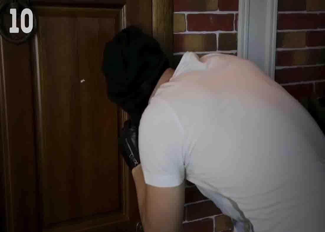 When your door knob is malfunctioning or it has many scratches, a robber might tried to enter your house