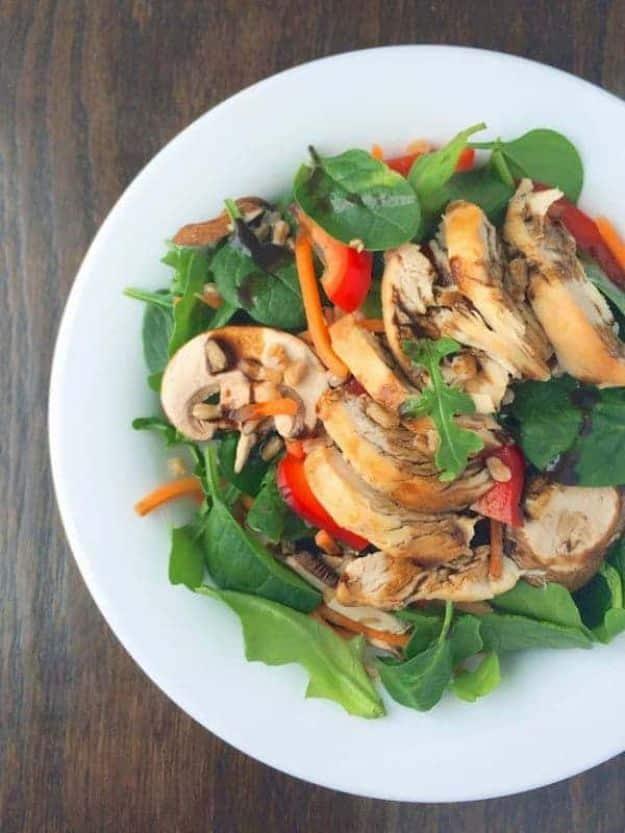 Recipes for Clean Eating - Spinach Power Salad With Chicken and Farro - Raw and Whole Foods, Unprocessed Meal and Snack Ideas for Lunch and Dinner - Fresh, Healthy Foods and Recipe