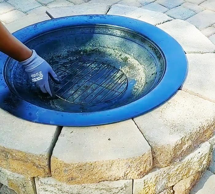 DIY Fire Pit - Cheap Fire Pits - Backyard Fire Pit - Outdoor Ideas