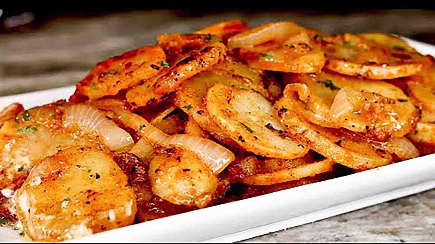 Easy And Delicious Skillet Potatoes Recipe