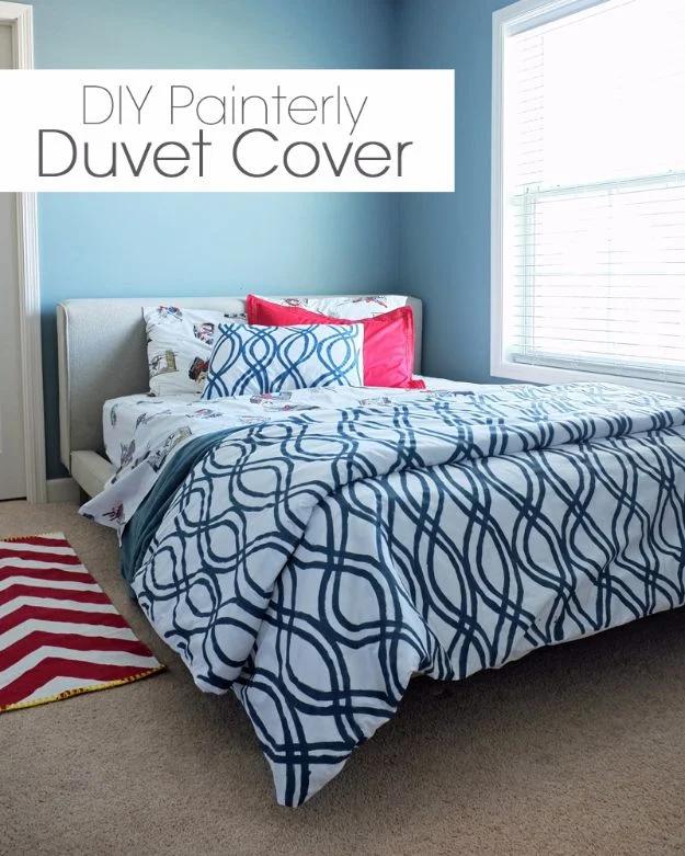 DIY Painterly Duvet Cover, quick to put together in one afternoon and a fix that outlasts most store bought options