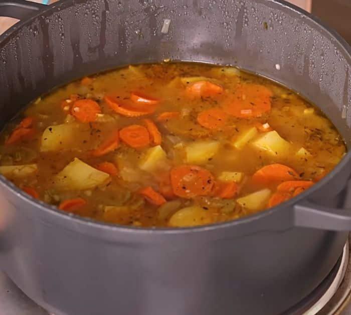 Easy-To-Make Creamy Vegetable Soup Ingredients