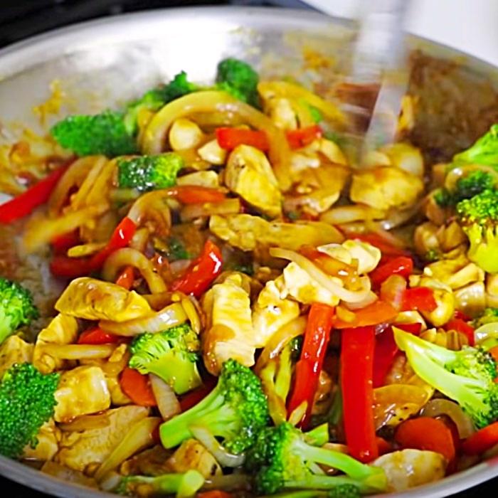 Healthy Chicken Stir Fry Recipe - How To Make Chicken Stir Fry - Homemade Stir Fry Sauce