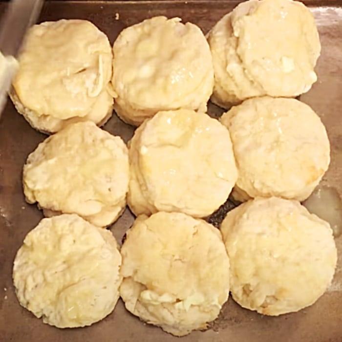 Buttermilk Recipe Ideas - Easy Biscuits Recipe - How To Make Cracker Barrel Biscuits