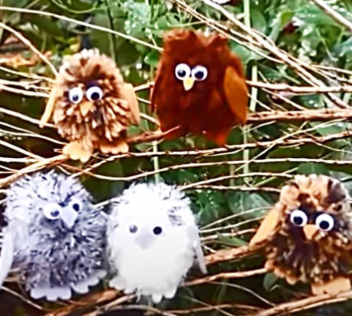 Yarn Crafted Owls - DIY Small Animals - Tree Decorations