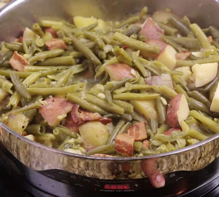 How to Make Southern Style String Beans & Potatoes