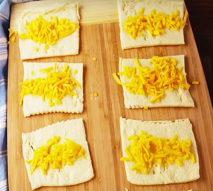 Use Canned Crescent Rolls To Make Chili Cheese Dog Bake - Canned Crescent Rolls Recipes