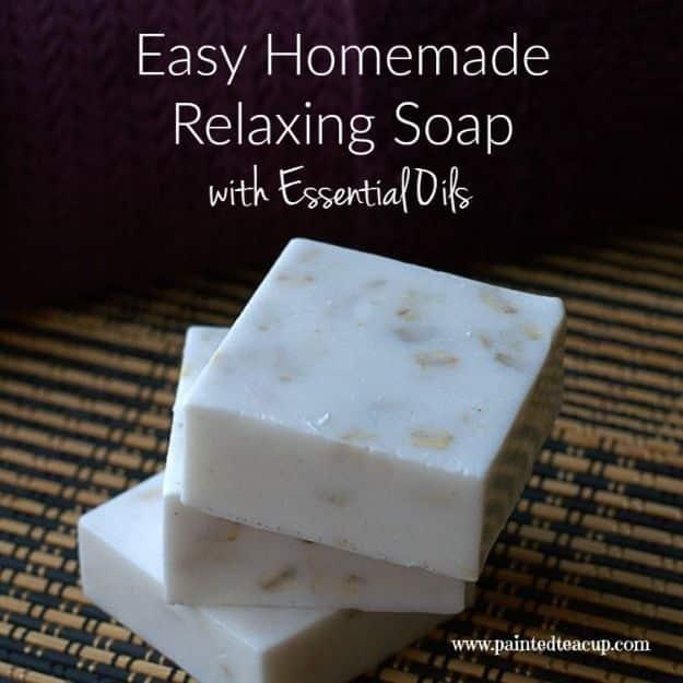 DIY Essential Oil Recipes and Ideas - Easy Homemade Relaxing Soap With Essential Oils - Cool Recipes, Crafts and Home Decor to Make With Essential Oil - Diffuser Projects, Roll On