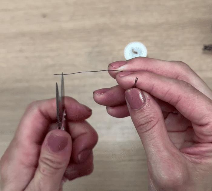 How to Double Thread a Needle Easily