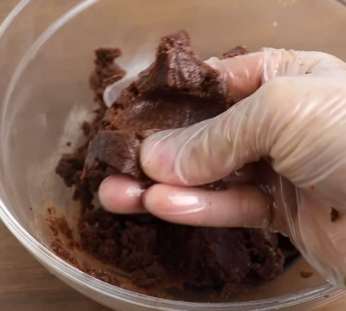Easy To Make No-Bake Chocolate Candy