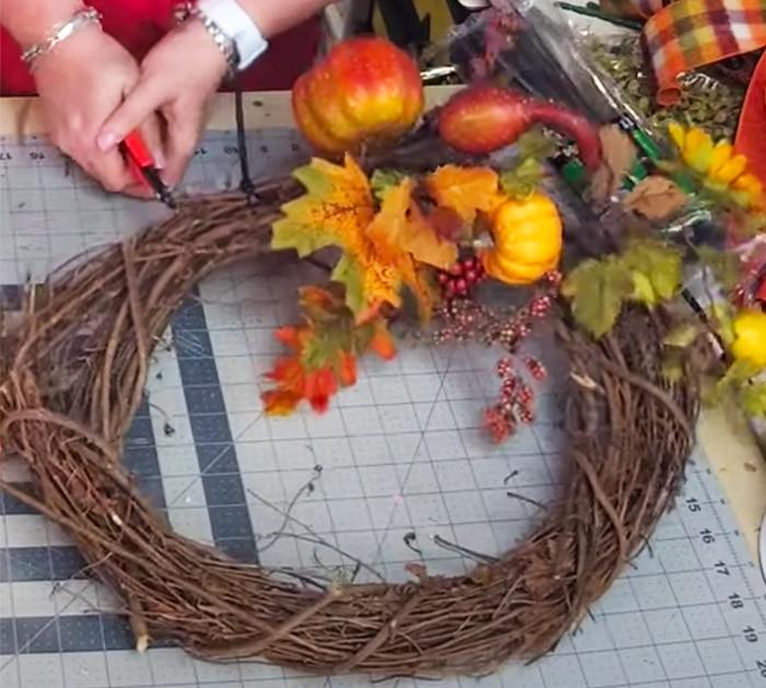 How To Make Fall Wreath - Southern Charm Wreaths