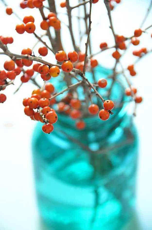 Labor Day Party DIY Decor Ideas - Mason Jar Decor on a Budget - DIY Projects & Crafts by Sueeye at
