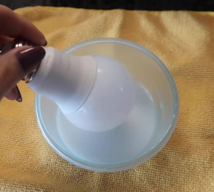 How To Clean A Light Bulb