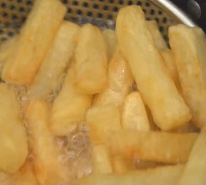 Crispy French Fries and Cheese Sauce Ingredients