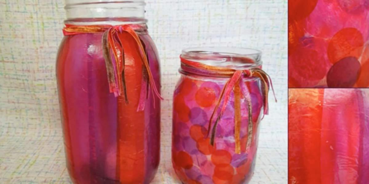 She Creates Beautiful Nighttime Ambience With These Awesome Mason Jar Luminaries (Watch!)