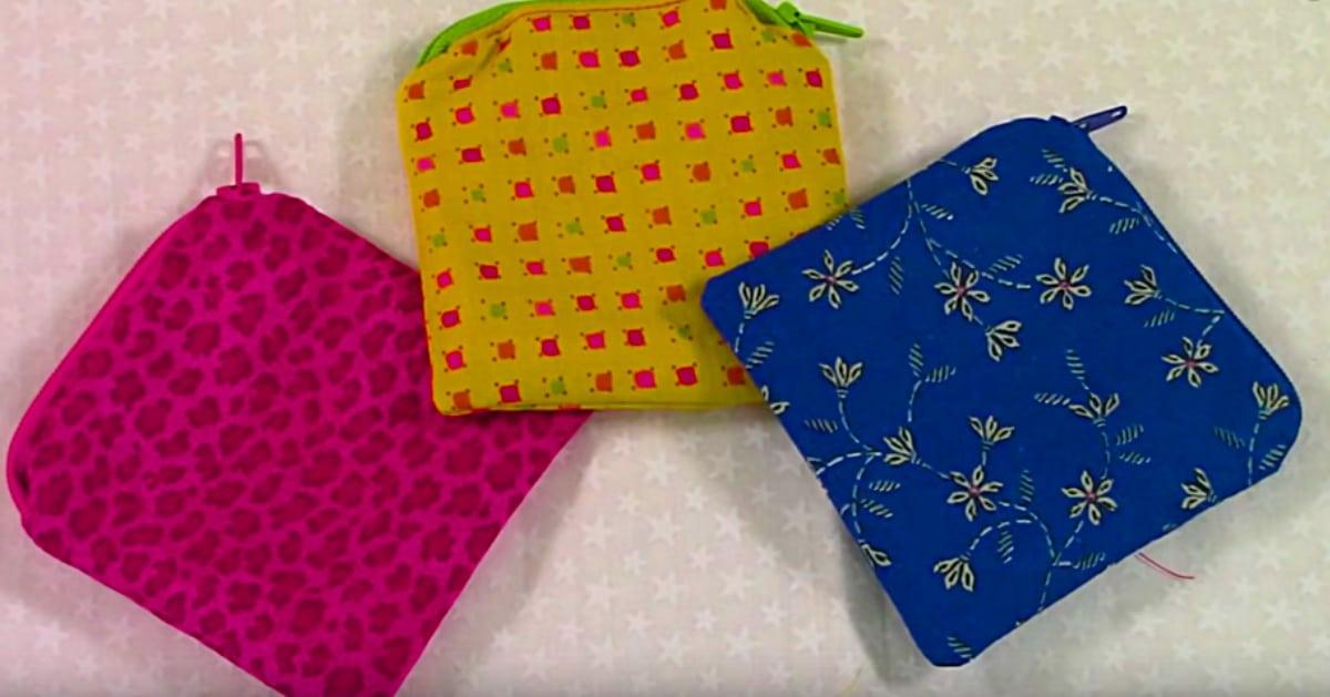 Learn To Sew A DIY Small Zipper Pouch