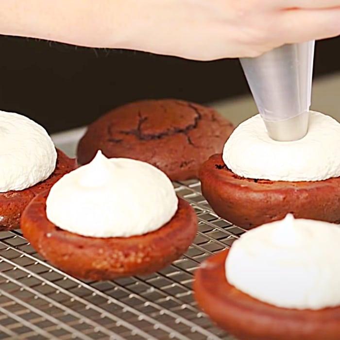 Copycat Whoopie Pie Recipe - Easy Cookie Ideas - Easy Baking Ideas