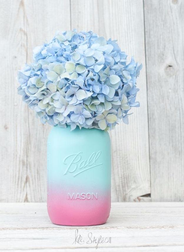 Ombre Painted Mason Jar, easy to scale up for a full batch and warmth that a plain corner was missing
