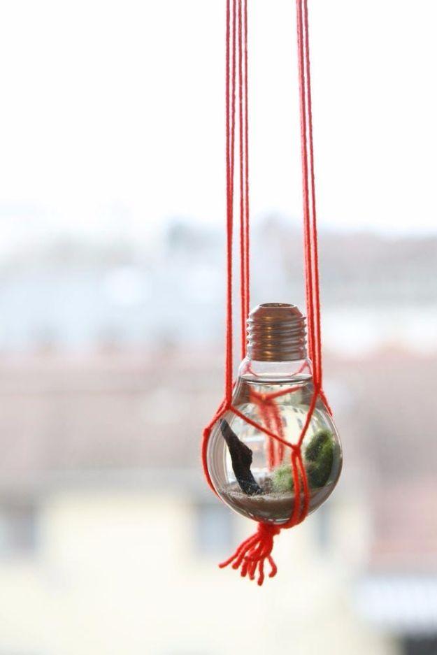Light Bulb Aquarium, a budget friendly way to try a new fiber craft and a charming handmade gift idea
