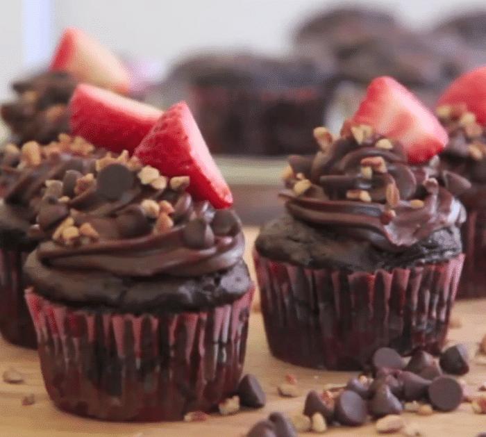 How to Make Death by Chocolate Cupcakes