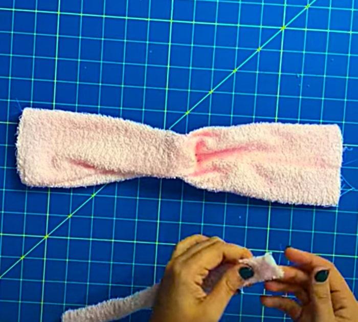 Make a Turban Style Headband Out Of Elastic And Terry Cloth