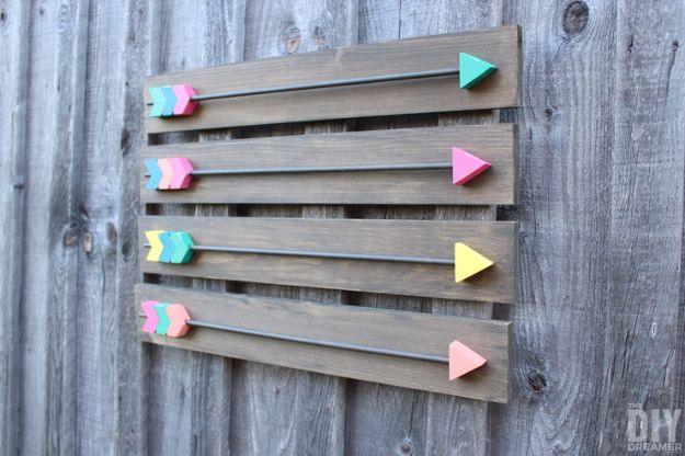 Rustic Arrow Wall Art, one of the best rustic wall art ideas on this list and one worth bookmarking from this list