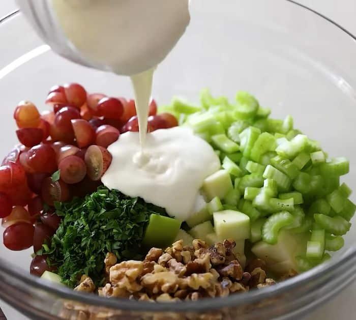 How to Make Waldorf Salad