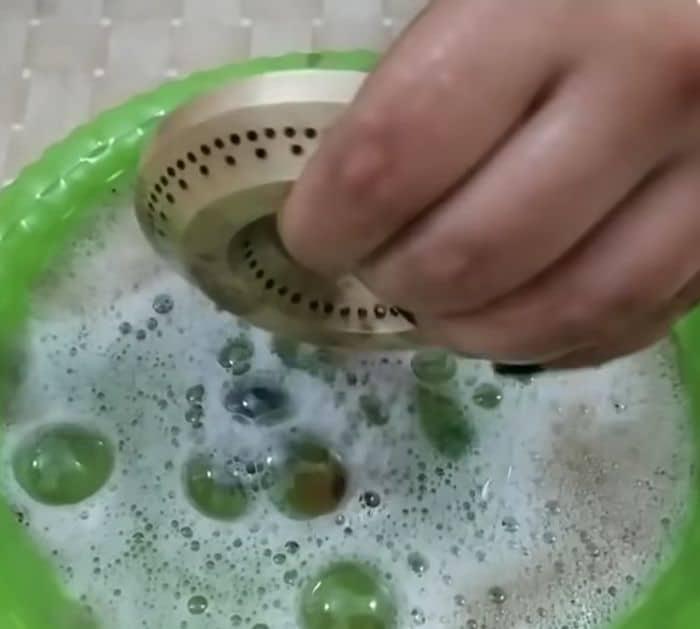 Easy And Cheap Gas Burner Cleaning Hack