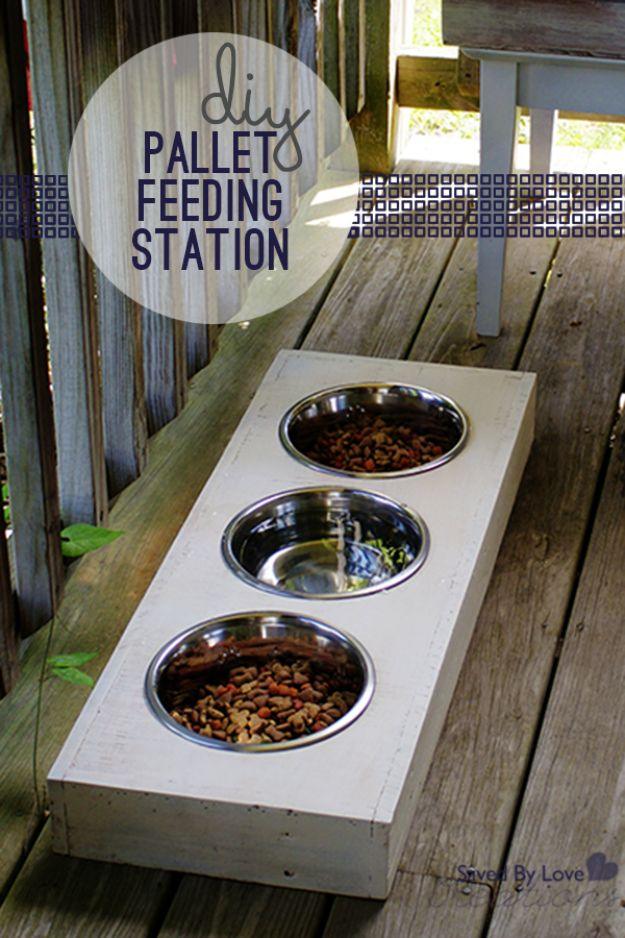 DIY Pet Bowls And Feeding Stations - DIY Wood Pallet Dog Feeder - Easy Ideas for Serving Dog and Cat Food, Ways to Raise and Store Bowls - Organize Your Dog Food and Water Bowl Wit