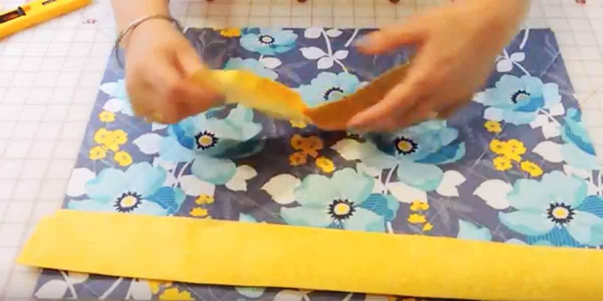 Sewing Tutorial- 15 Minute Placemats