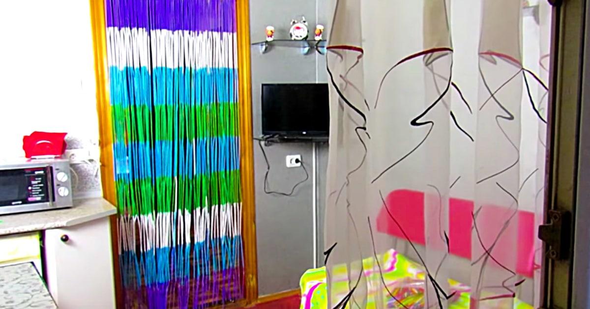 DIY Beaded Curtain From Plastic Drinking Straws