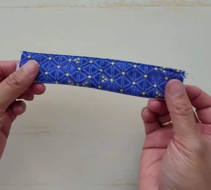 Easy To Sew A Reversible Coffee Cup Cozy With Handle