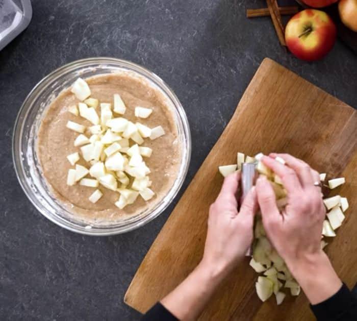 Easy Apple Oatmeal Bread Recipe