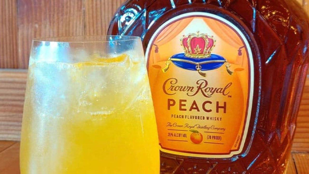 Crown Peach Paradise Cocktail Recipe