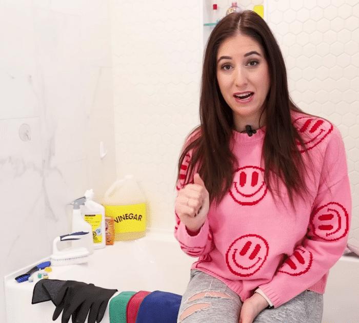 How to Clean Your Bathroom Like a Pro