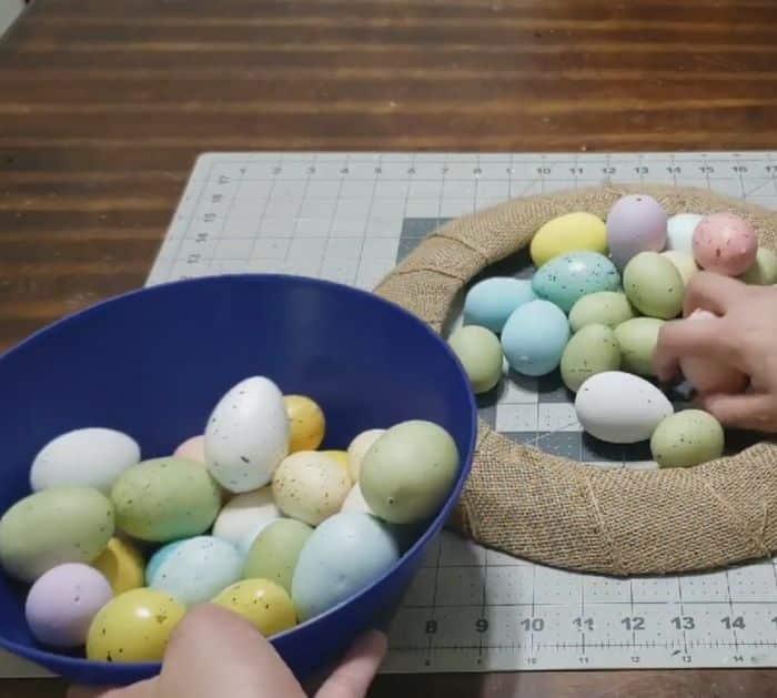 How To Make A Simple Easter Wreath