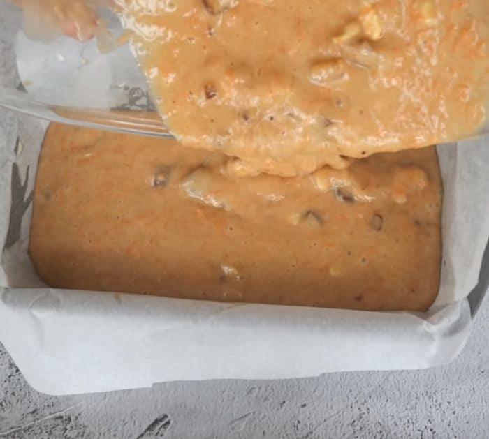 Moist Carrot and Dates Cake Recipe Instructions