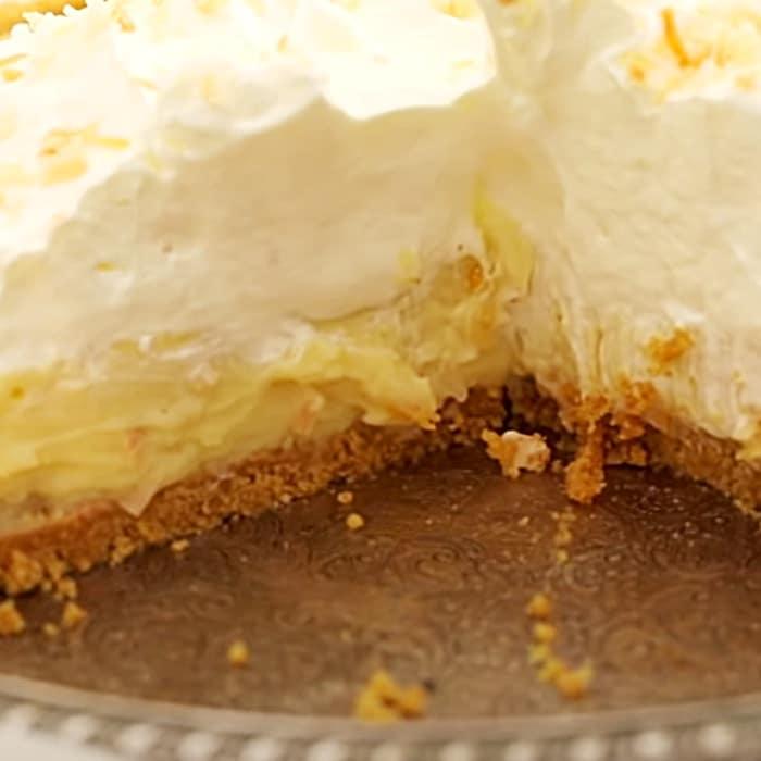 Quick Coconut Pie Recipe - Easy Coconut Cream Pie - How To Make Coconut Cream Pie
