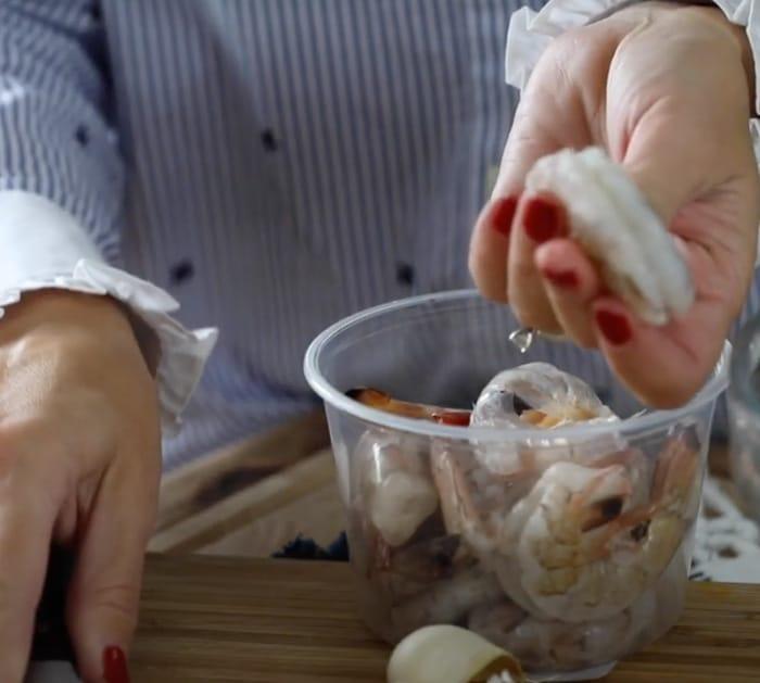 garlic roasted shrimp cocktail tutorial